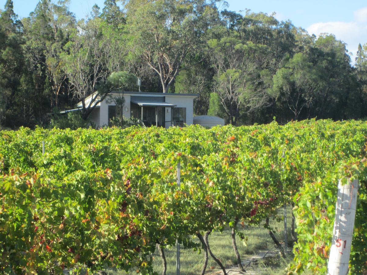 Just Red Wines Cabins Ballandean Ngoại thất bức ảnh